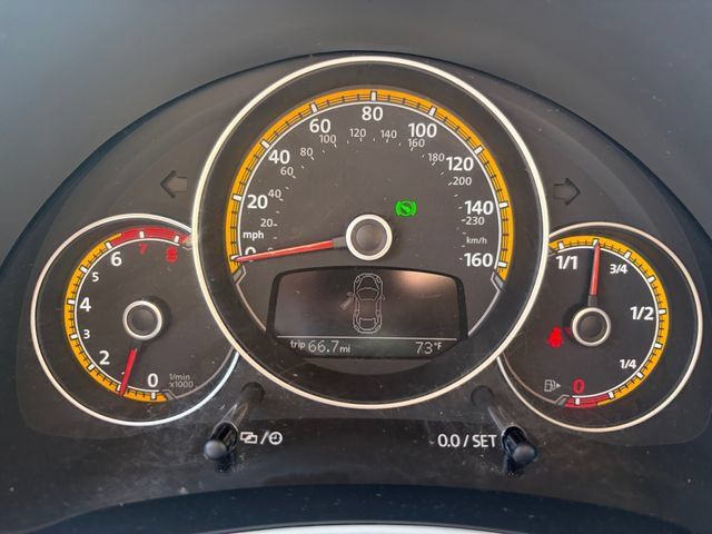 Used 2016 Volkswagen Beetle 1.8T Dune FWD image 30