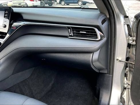 Used 2021 Toyota Camry LE FWD image 26