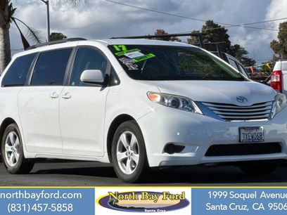 Used 2017 Toyota Sienna LE