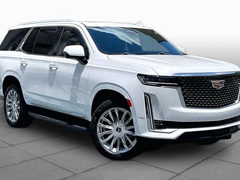 Used 2021 Cadillac Escalade Premium Luxury RWD image 3