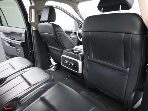 Used 2024 Ford Expedition Max XLT RWD image 12