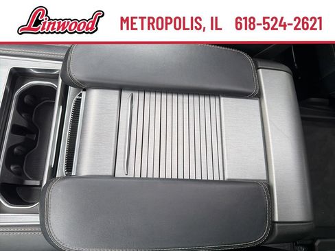 Used 2024 Jeep Wagoneer Series II AWD/4WD image 22