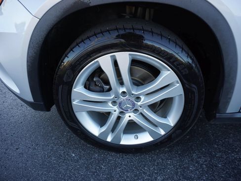 Used 2015 Mercedes-Benz GLA 250 w/ Premium Package image 26