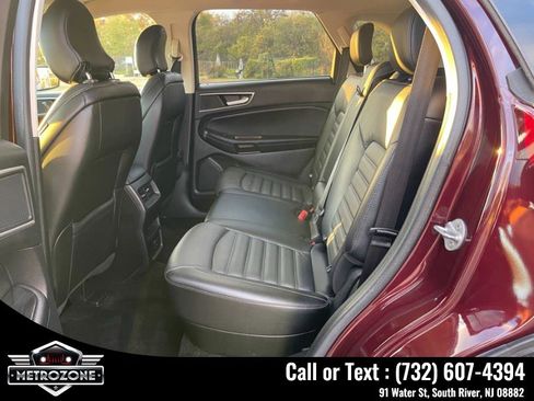 Used 2017 Ford Edge SEL w/ Equipment Group 201A image 18