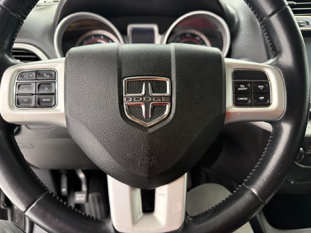 Used 2019 Dodge Journey SE FWD image 9