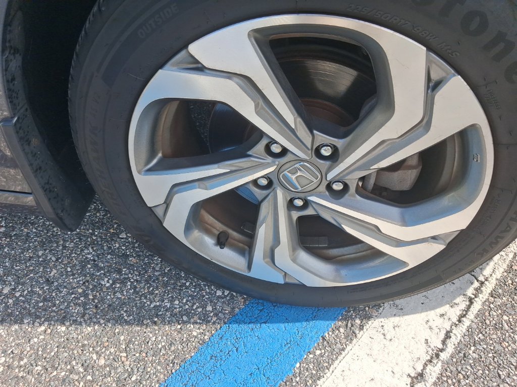 Used 2018 Honda Accord EX image 14