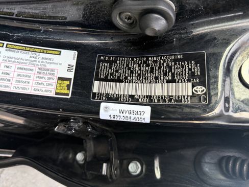 Used 2022 Toyota Corolla LE image 20