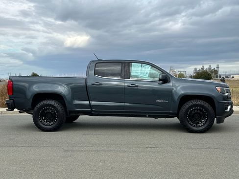 Used 2020 Chevrolet Colorado LT w/ LT Convenience Package image 3