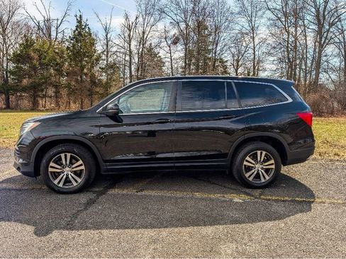 Used 2017 Honda Pilot EX-L image 9