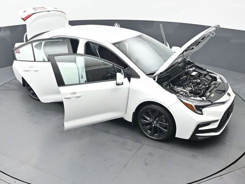 Used 2023 Toyota Corolla SE image 56