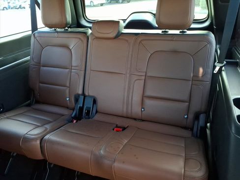 Used 2022 Lincoln Navigator L Reserve image 22