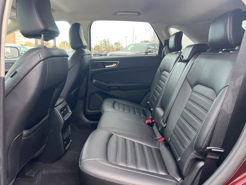 Certified 2024 Ford Edge SEL w/ Convenience Package image 18