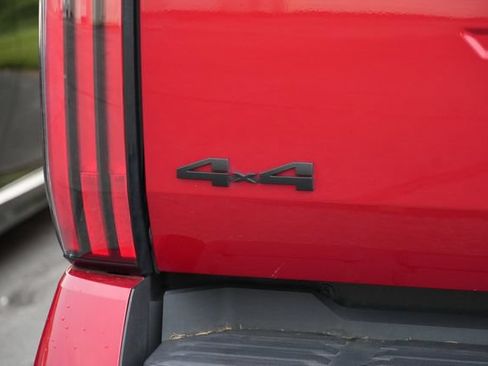 Used 2023 Toyota Tundra Platinum AWD/4WD image 10