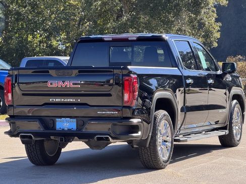 Used 2021 GMC Sierra 1500 Denali w/ Driver Alert Package II image 17