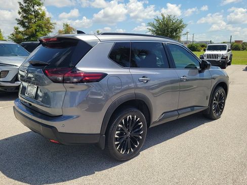 Used 2026 Nissan Rogue Dark Armor FWD image 2