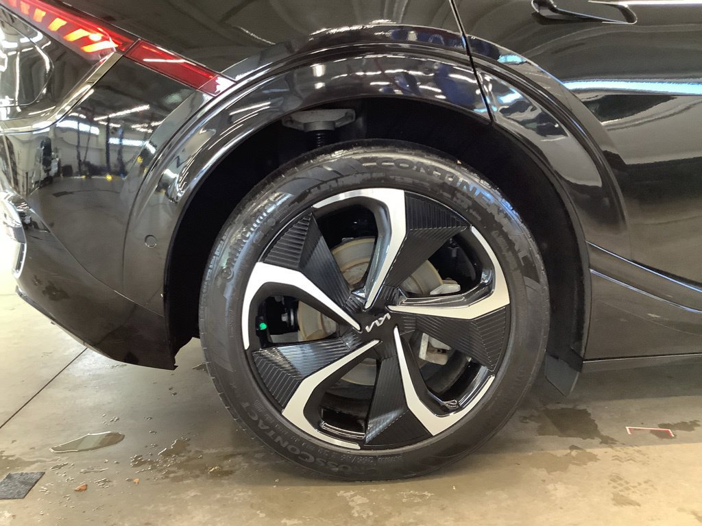 Certified 2023 Kia EV6 GT-Line AWD/4WD image 21