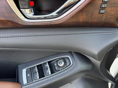 Used 2024 Subaru Ascent Touring image 22