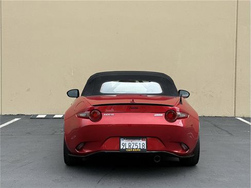 Used 2016 MAZDA MX-5 Miata Club w/ Brembo/BBS Package image 6