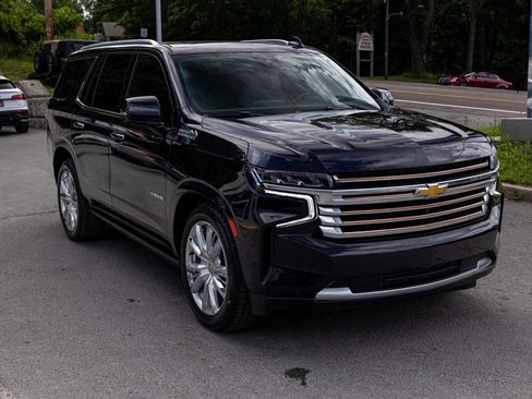 Used 2023 Chevrolet Tahoe High Country RWD image 3