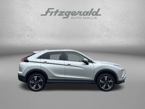 Used 2025 Mitsubishi Eclipse Cross SE image 3