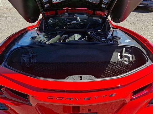 Used 2024 Chevrolet Corvette Stingray Preferred Cpe w/ 2LT RWD image 32