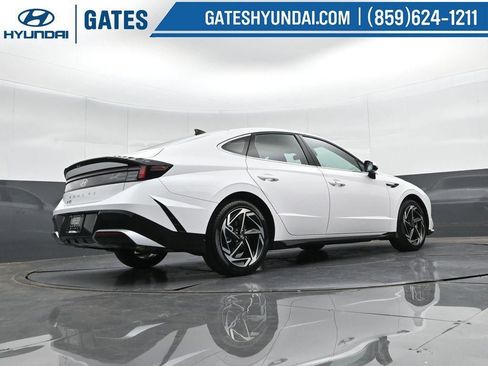 New 2026 Hyundai Sonata SEL image 32