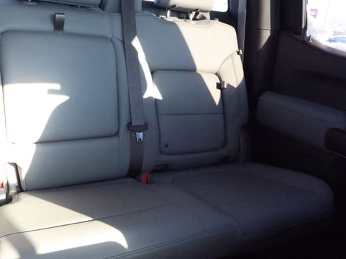 Used 2022 GMC Sierra 1500 SLT w/ SLT Premium Plus Package image 12