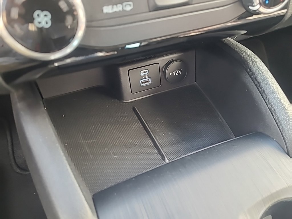 Used 2022 Ford Escape SE AWD/4WD image 25