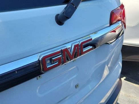 Used 2018 GMC Acadia SLT FWD image 6