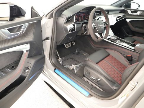 New 2025 Audi RS 7 performance Sportback image 14