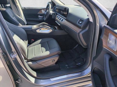 Used 2025 Mercedes-Benz GLE 350 4MATIC image 23