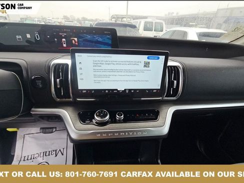 Used 2025 Ford Expedition Max Platinum image 5