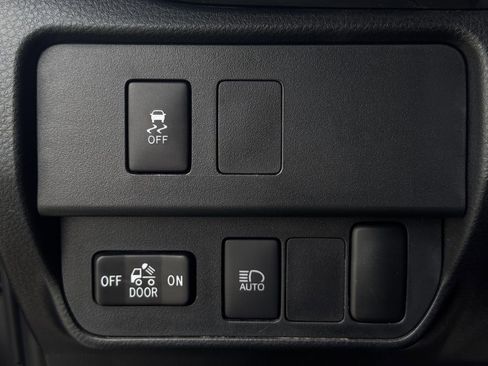 Used 2023 Toyota Tacoma SR5 w/ Technology Package AWD/4WD image 24
