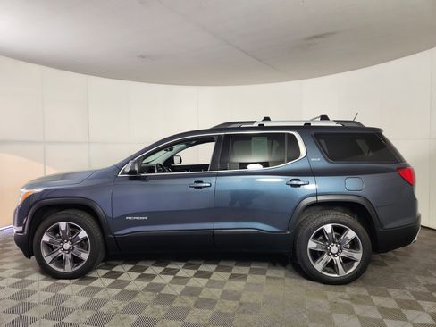 Used 2019 GMC Acadia SLT w/ LPO, Floor Liner Package AWD/4WD image 4