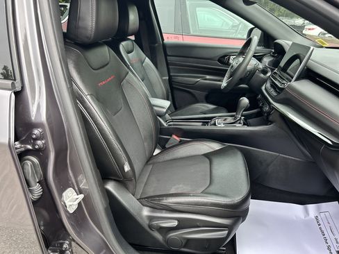 Certified 2024 Jeep Compass Trailhawk AWD/4WD image 6