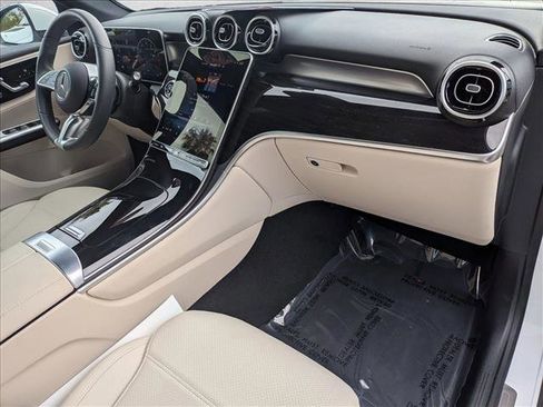 Used 2026 Mercedes-Benz GLC 300 4MATIC image 22