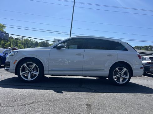Used 2019 Audi Q7 3.0T Prestige w/ Prestige Package image 2