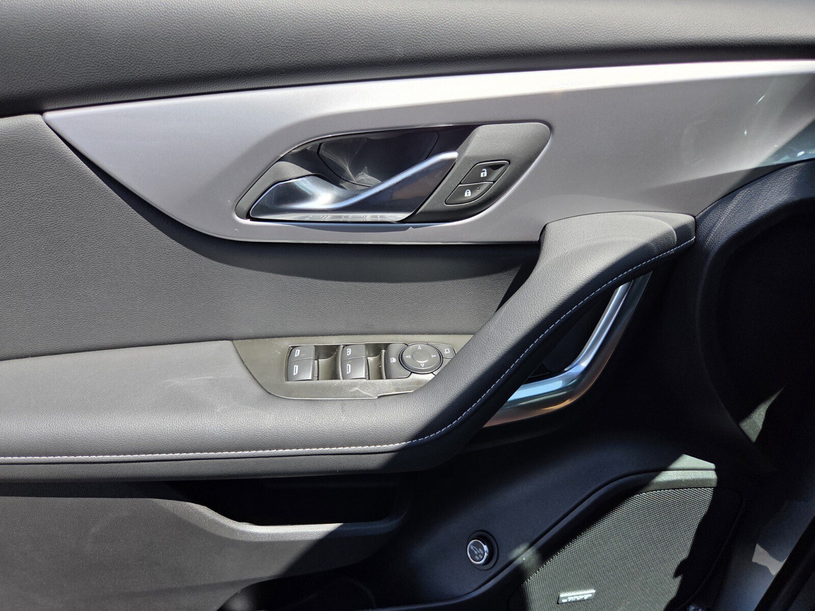 New 2026 Chevrolet Blazer LT w/ Sound & Technology Package FWD image 11
