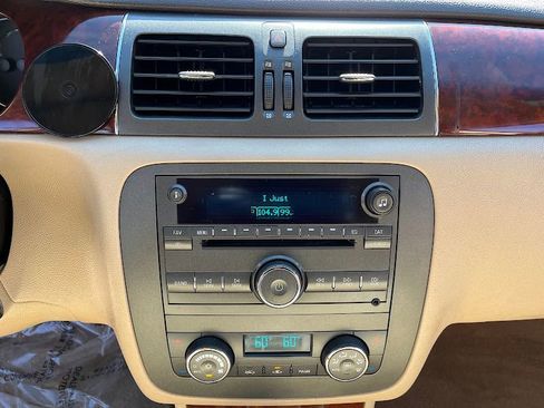 Used 2008 Buick Lucerne CXL w/ Ultra Confidence Package image 18