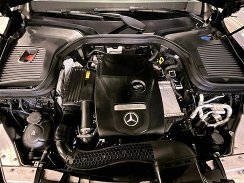 Used 2019 Mercedes-Benz GLC 300 GLC 300 image 15