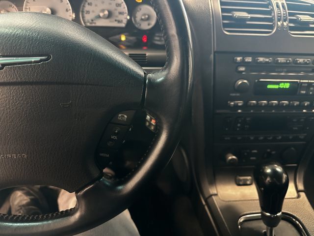Used 2004 Ford Thunderbird RWD image 25