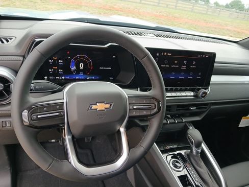 New 2026 Chevrolet Colorado LT w/ LT Convenience Package AWD/4WD image 26