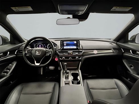 Used 2022 Honda Accord Sport image 11