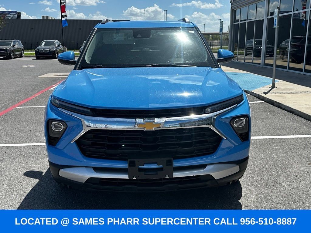 Used 2024 Chevrolet TrailBlazer LT w/ LT Cold Weather Package FWD image 7