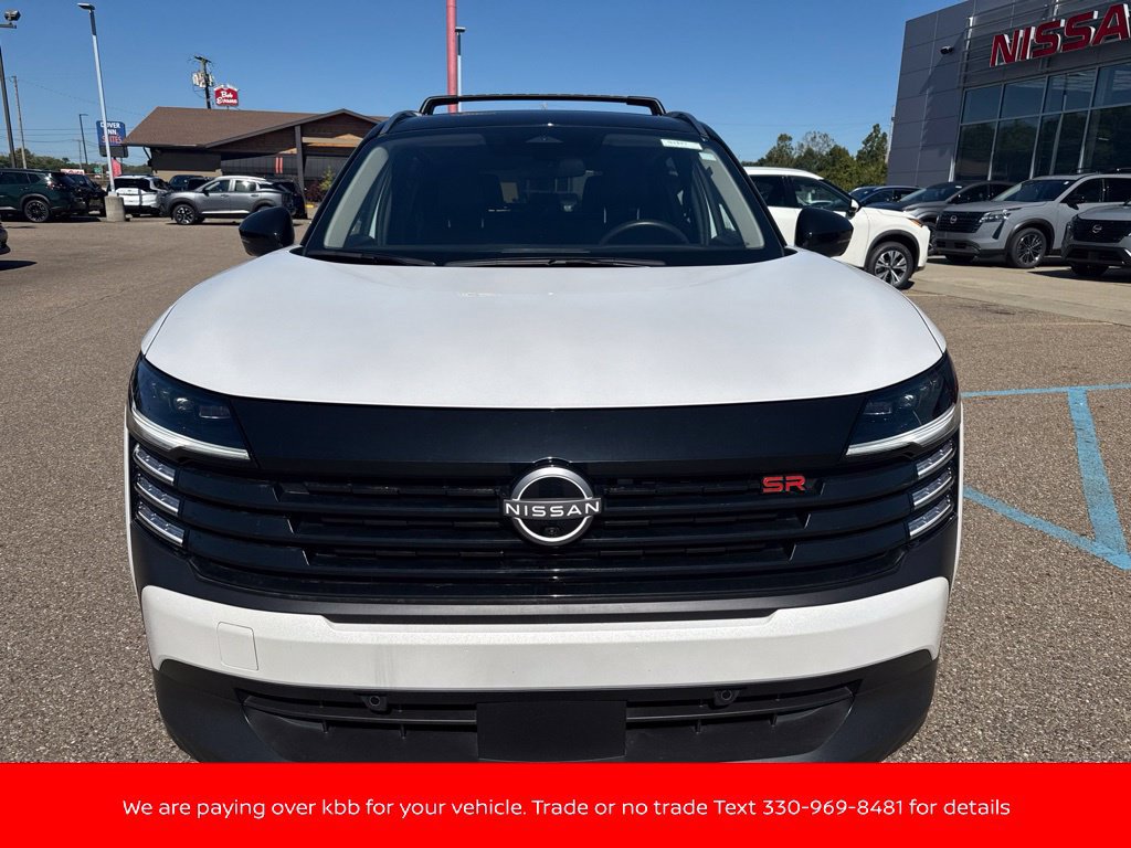 Certified 2025 Nissan Kicks SR AWD/4WD image 2
