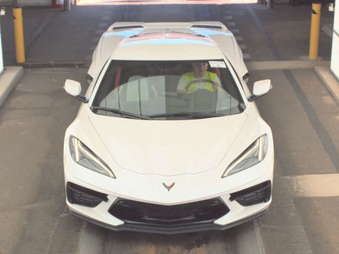Used 2023 Chevrolet Corvette Stingray Premium Cpe w/ Z51 Performance Package RWD image 2