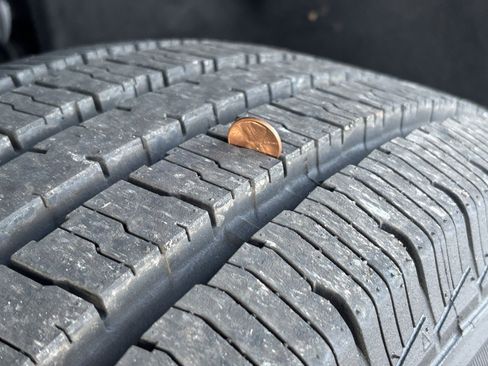 Used 2024 Chevrolet Silverado 2500 LT image 15