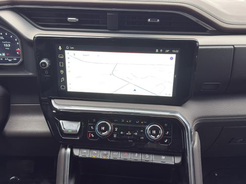 Used 2024 GMC Sierra 1500 Denali w/ Technology Package image 37