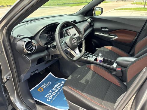 Used 2022 Nissan Kicks SR FWD image 20