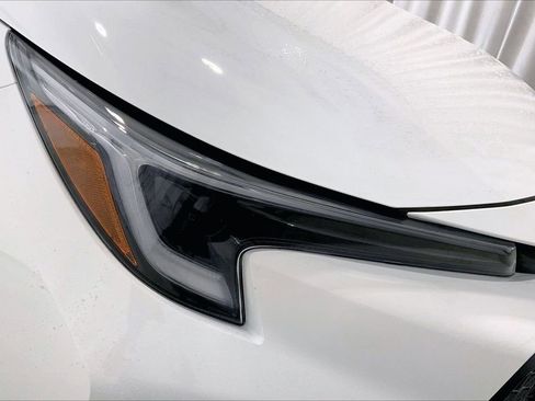 Used 2024 Toyota Corolla SE FWD image 12